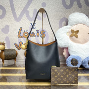 M25352 Low Key Hobo PM Black