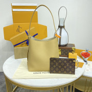 M25353 Low Key Hobo PM Urban Yellow (Authentic Quality)