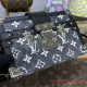 M21462 Petite Malle Other Monogram Canvas