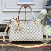 N40022 Lymington Damier Azur Canvas