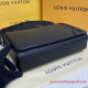 M30807 New Flap Messenger Taiga Leather (Black)