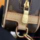 M58030 Louis Vuitton Trousse Wapity Pouch 