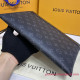 M81569 Pochette To-Go Monogram Eclipse Canvas