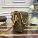 M42249 Gibeciere GM Messenger Bag