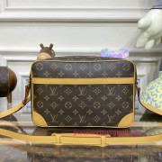 M51272 Trocadero 30 Monogram Canvas