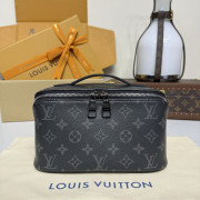 M11508 Toiletry Bag (Authentic Quality)