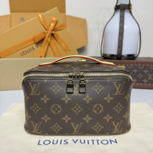 M11750 Toiletry Bag (Authentic Quality)