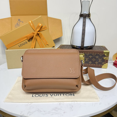 M25981 Boarding Messenger Tan (Authentic Quality)