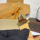M26191 Pochette Mia (Authentic Quality)