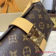 M26191 Pochette Mia (Authentic Quality)