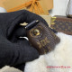 M26245 LV Ski Pochette Mia Creme (Authentic Quality)