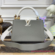 M21296 Capucines MM Handbag