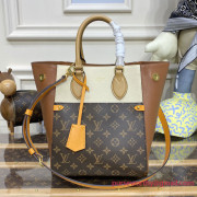M45376 Fold Tote MM
