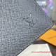 M81628 Slender Wallet Taiga Leather