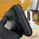 M11611 Zippy Wallet Horizontal (Authentic Quality)