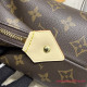 M46458 Cosmetic Pouch GM (Authentic Quality)