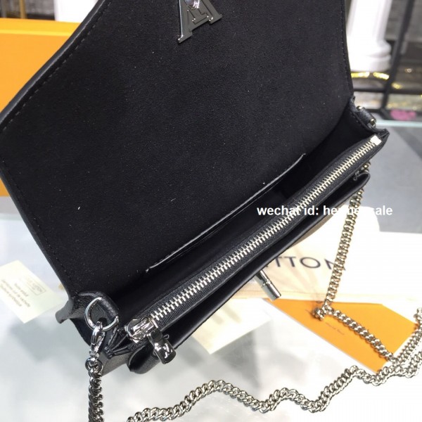 Louis Vuitton M63471 Pochette MyLockMe Chain Lockme